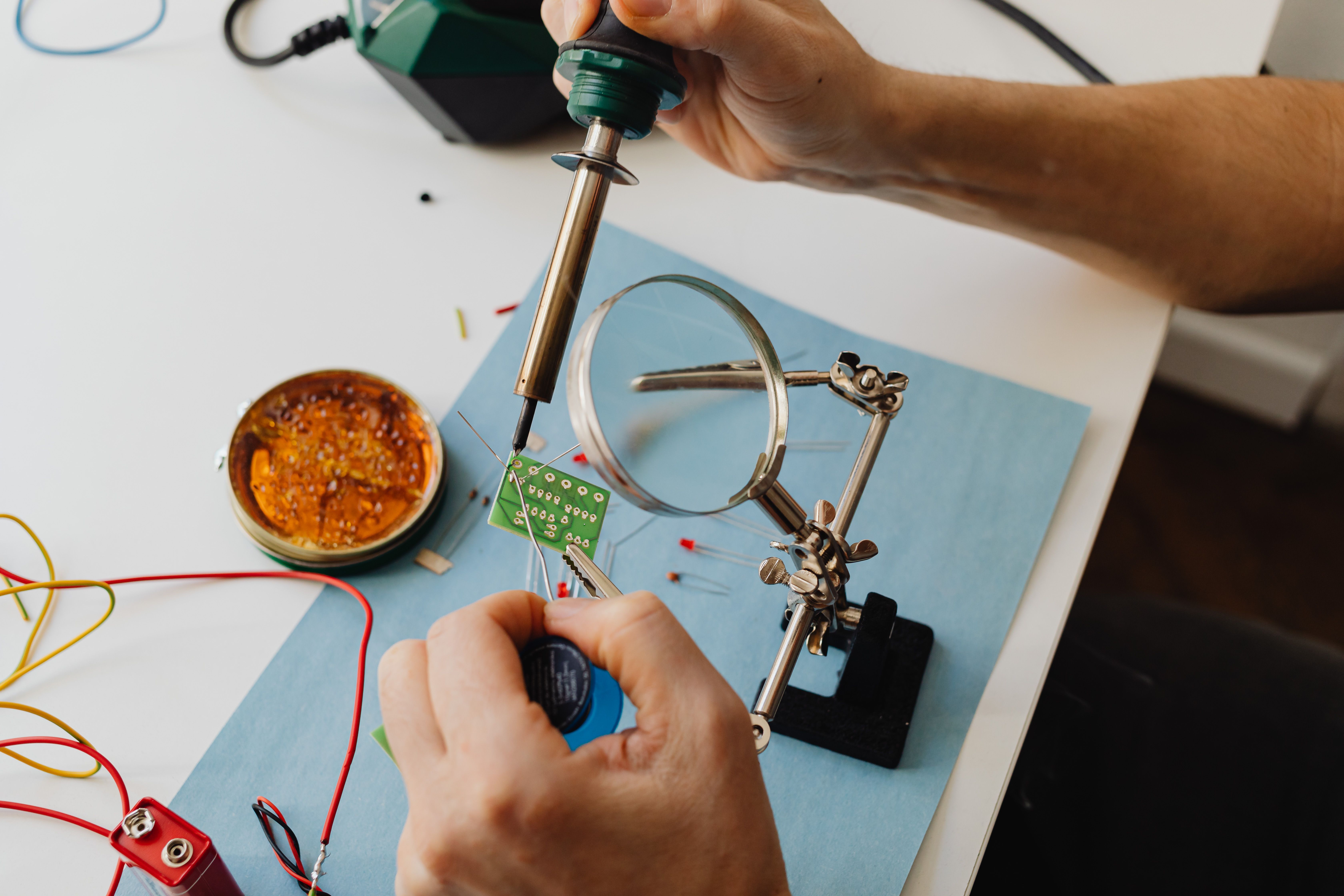 Testing a sensor unit